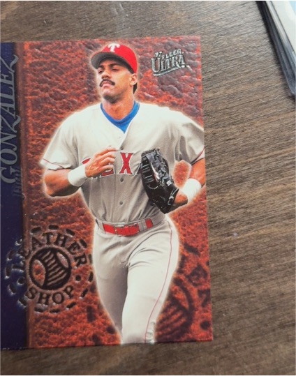 1997 Fleer Ultra Leather Shop #5 Juan Gonzalez — front