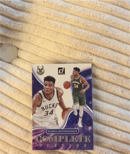 2021-22 Panini Donruss Complete Players #9 Giannis Antetokounmpo — front