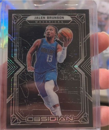 2021-22 Panini Obsidian #88 Jalen Brunson — front