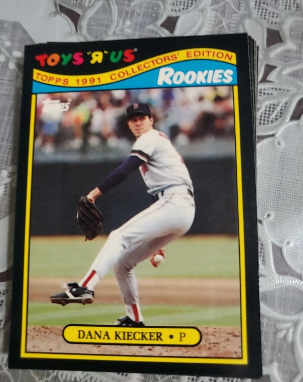 1991 Topps Toys R Us Rookies #15 Dana Kiecker — front