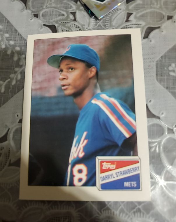 1988 Topps Bazooka #21 Darryl Strawberry — front