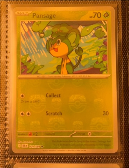 2011 Pokémon Black & White #004 Pansage — front