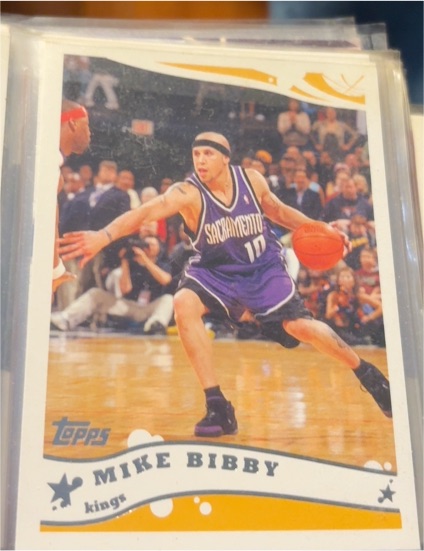 2005-06 Topps #202 Mike Bibby — front
