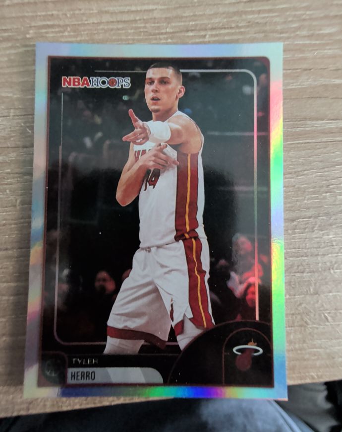 2025-26 Topps NBA Hoops #4 Tyler Herro — front