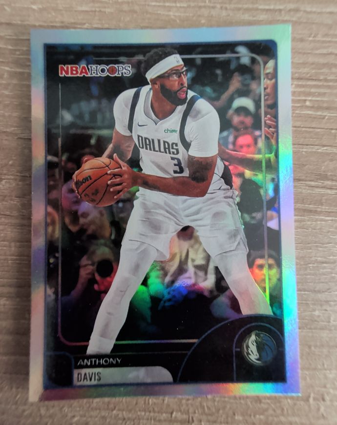2025-26 Topps NBA Hoops #108 Anthony Davis — front