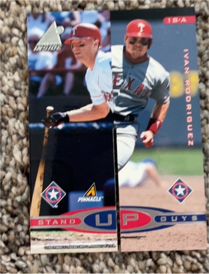 1998 Pinnacle Inside Stand Up Guys #18-A/18-B Ivan Rodriguez / Juan Gonzalez — front