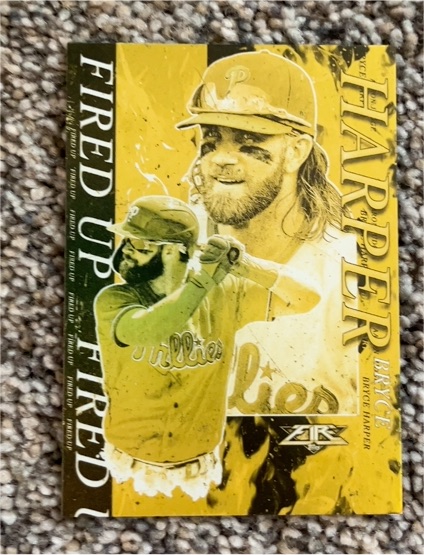 2021 Topps Fire #FIU-7 Bryce Harper Fired Up Gold Minted — front