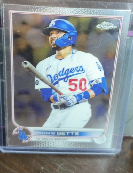2022 Topps Chrome #100 Mookie Betts — front