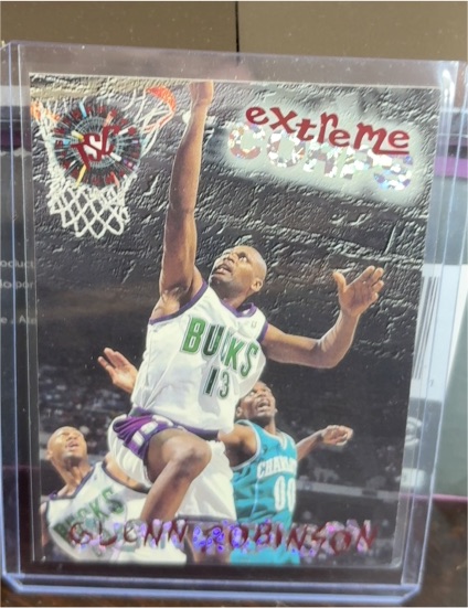 1995-96 Topps Stadium Club #115 Glenn Robinson Extreme Corps Milwaukee Bucks — front