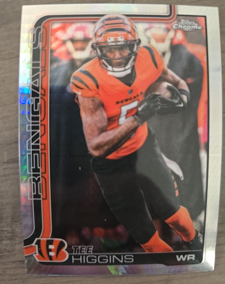 2025 Topps Chrome #59 Tee Higgins — front
