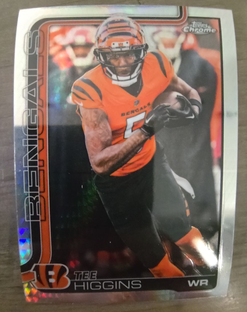 2025 Topps Chrome #59 Tee Higgins — front