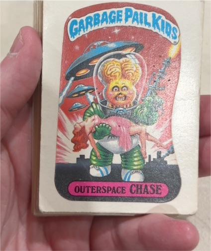 1986 Topps Garbage Pail Kids Series 4 #138b Outerspace Chase — front