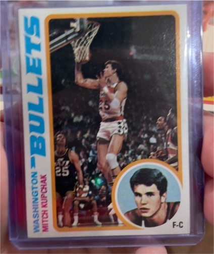 1978 Topps Basketball #48 Mitch Kupchak — front