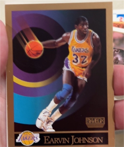1990 Skybox #138 Earvin Johnson — front