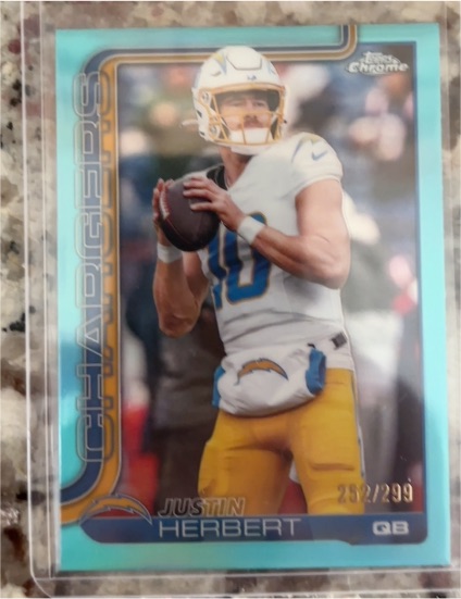 2025 Topps Chrome #158 Justin Herbert — front