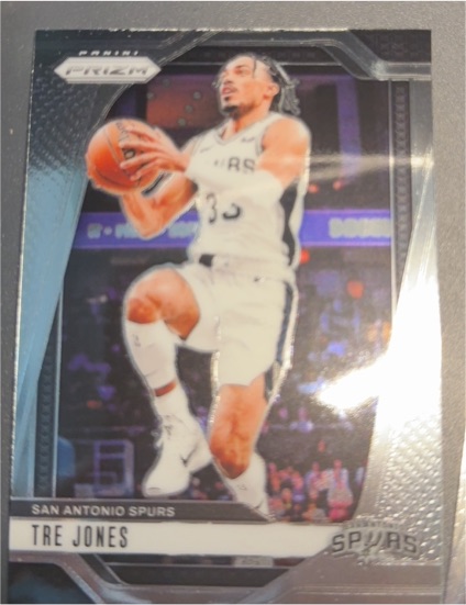 2024-25 Panini Prizm #61 Tre Jones — front