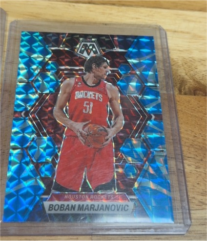 2022-23 Panini Mosaic #88 Boban Marjanovic — front
