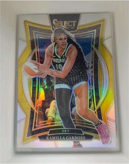 2025 Panini Select WNBA #7 Kamilla Cardoso Concourse Silver Prizm Sky — front