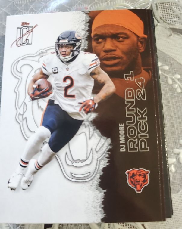 2025 Topps Signature Class #24 DJ Moore Round 1 Pick — front