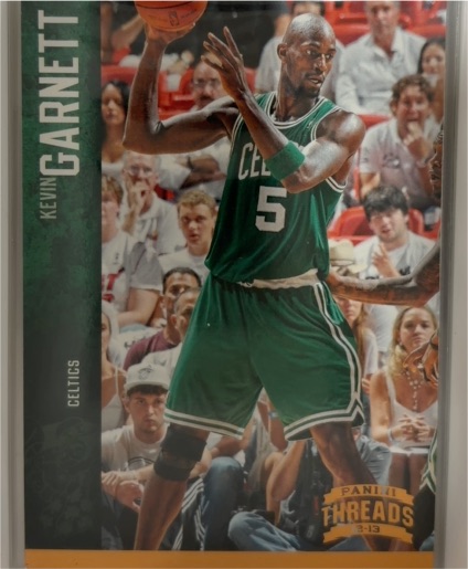 2012-13 Panini Threads #9 Kevin Garnett — front