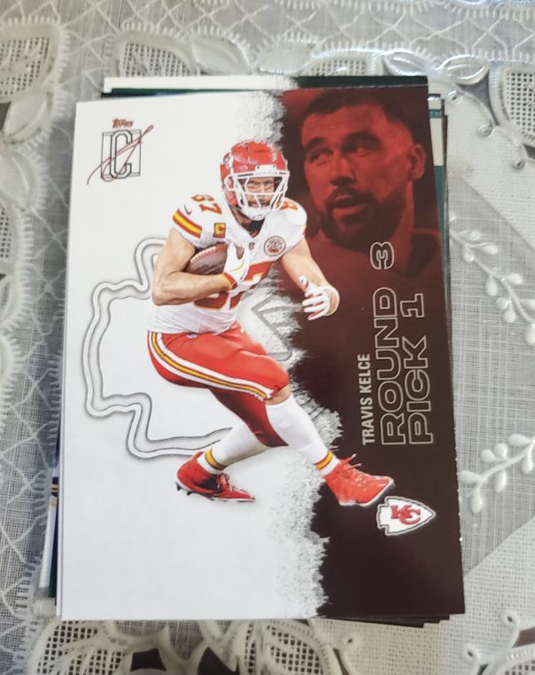2025 Topps Signature Class #80 Travis Kelce — front