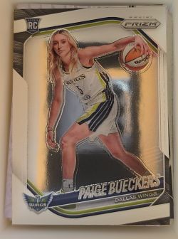 2025 Panini Prizm WNBA #147 Paige Bueckers — front