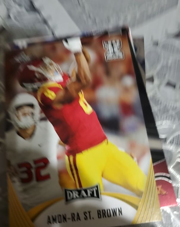 2021 Leaf Draft #27 Amon-Ra St. Brown — front