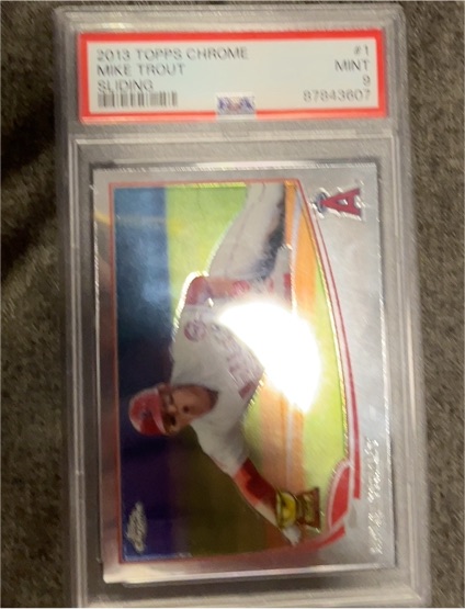 2013 Topps Chrome #1 Mike Trout Sliding — front