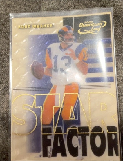 2000 Donruss Quantum Leaf Star Factor #SF25 Kurt Warner — front