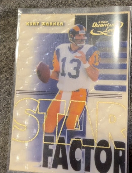 2000 Donruss Quantum Leaf Star Factor #SF 25 Kurt Warner — front