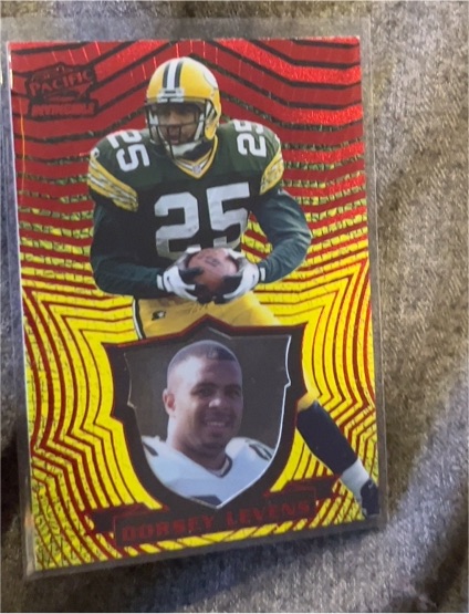 1998 Pacific Paramount Kings Of The NFL Dorsey Levens — front