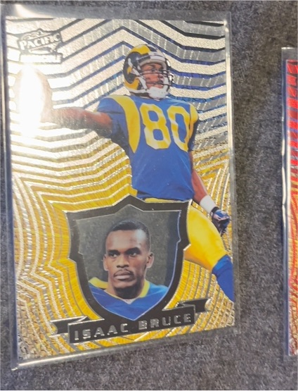 1997 Pacific Invincible #121 Isaac Bruce — front