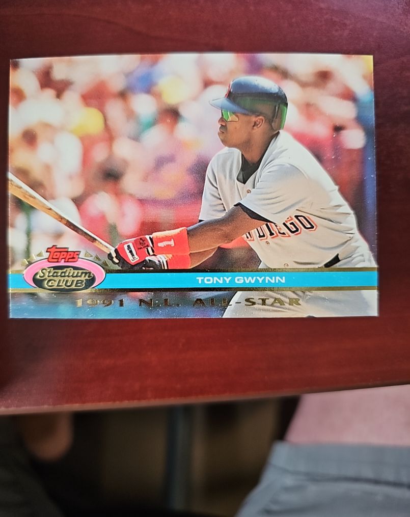 1991 Topps Stadium Club Skydome #73 Tony Gwynn — front