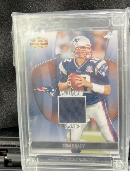 2009 Donruss Gridiron Gear #91 Tom Brady — front