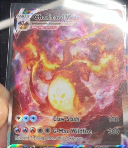 2022 Pokémon SWSH261 Charizard VMAX — front