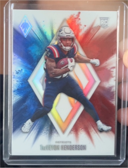 2025 Panini Phoenix #10 TreVeyon Henderson — front