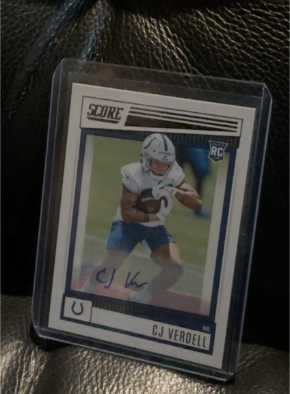2022 Panini Score #392 CJ Verdell Rookie Auto — front