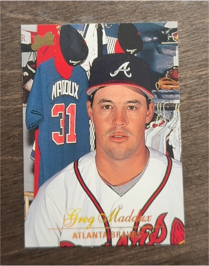 1994 Leaf Studio #39 Greg Maddux — front