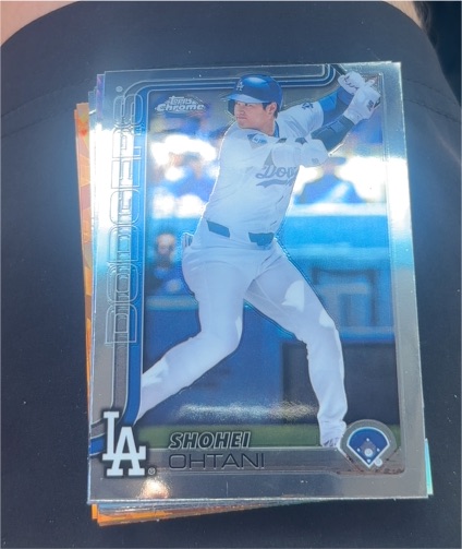 2025 Topps Chrome #1 Shohei Ohtani — front