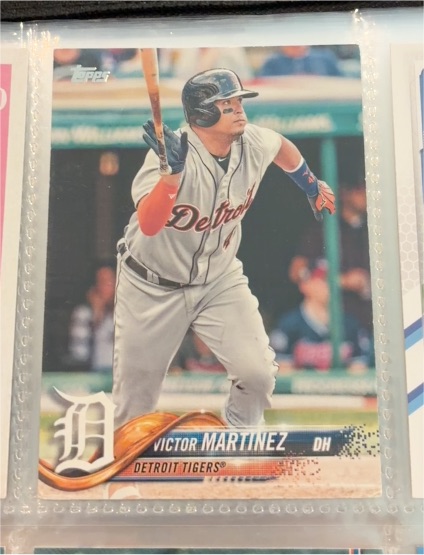2018 Topps #429 Victor Martinez — front