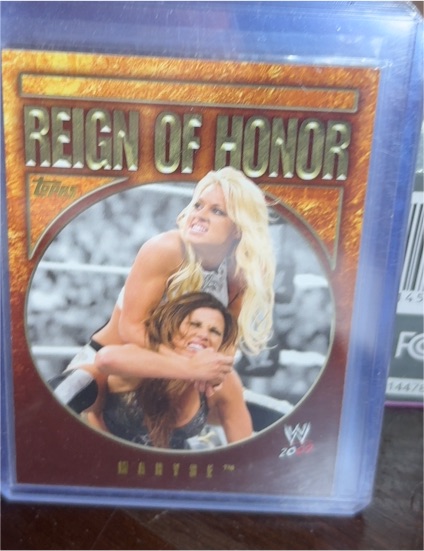 2009 Topps WWE Reign of Honor #7 Maryse — front