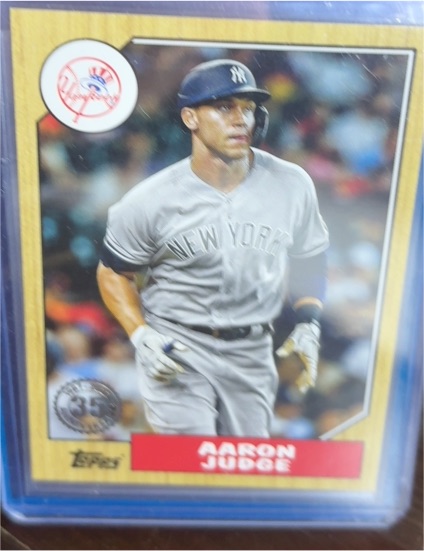 2022 Topps Series 1 35th Anniversary #T87-99 Aaron Judge — front
