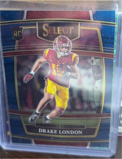 2022 Panini Select Draft Picks #7 Drake London — front