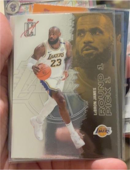 2025-26 Topps Signature Class Chrome #51 LeBron James — front