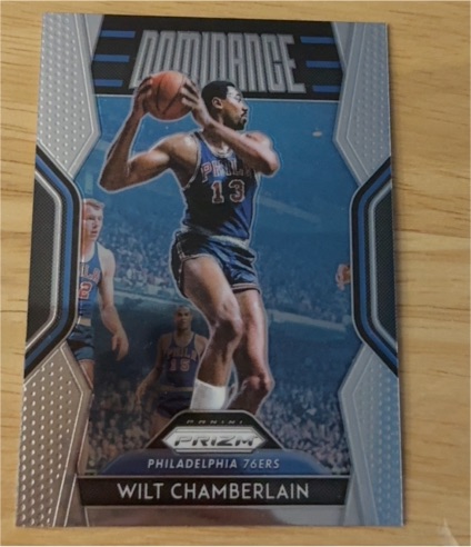 2018-19 Panini Prizm Dominance #26 Wilt Chamberlain — front