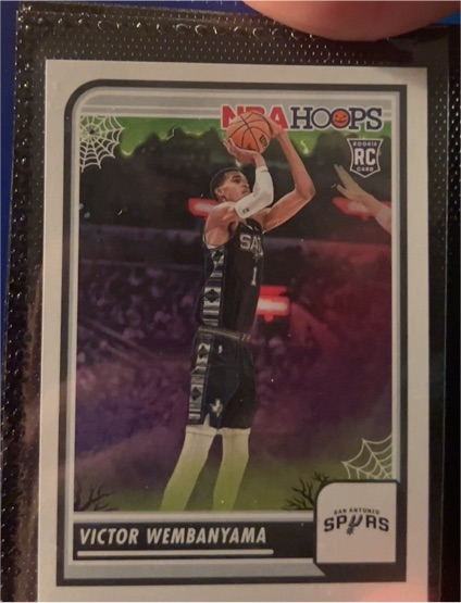 2023-24 Panini Haunted Hoops #108 Victor Wembanyama — front