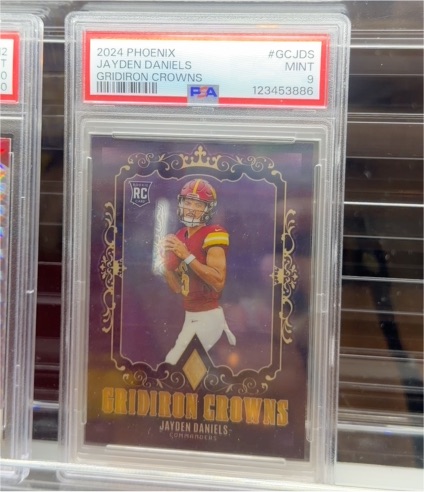2024 Panini Phoenix Gridiron Crowns #GC-JDS Jayden Daniels — front