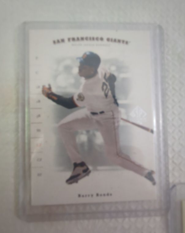 2001 Upper Deck SP Authentic #66 Barry Bonds — front