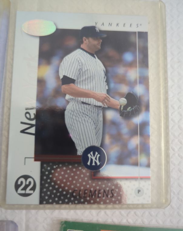2002 Leaf Certified #34 Roger Clemens — front