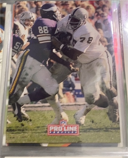1992 Pro Line Profiles #111 Art Shell Los Angeles Raiders — front